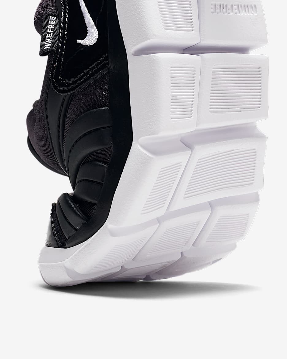 Nike free dynamo scontate sales